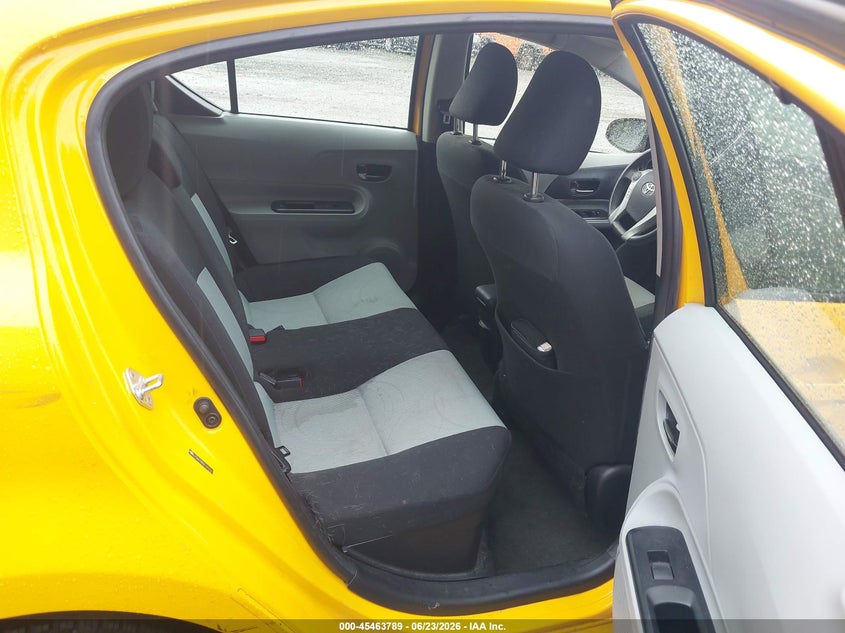 2014 Toyota Prius c VIN JTDKDTB35E1062937 IAAI salvage auction — NORMAL WEAR, Clear (Pennsylvania), sold $2,000 on 2026-07-24 (photo 8)