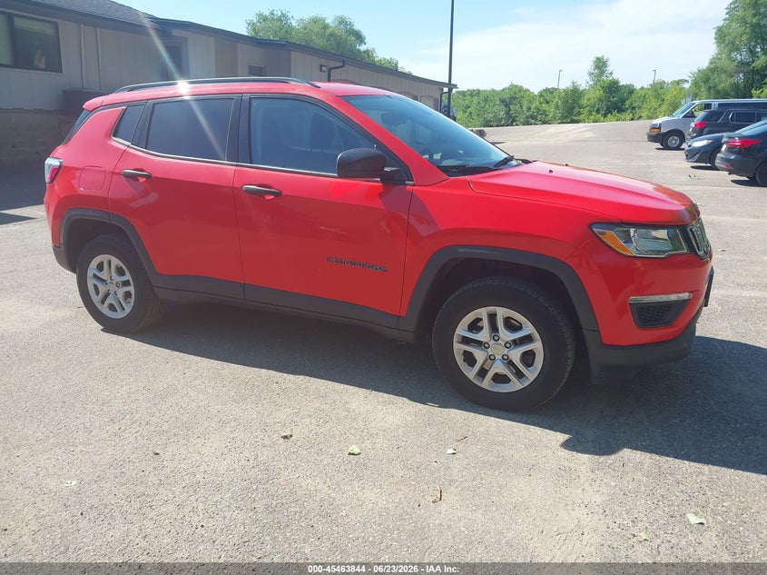 2018 Jeep Compass VIN 3C4NJDAB2JT392235 IAAI salvage auction — NORMAL WEAR, Sf97 (Minnesota), sold $8,525 on 2026-08-27 (photo 1)