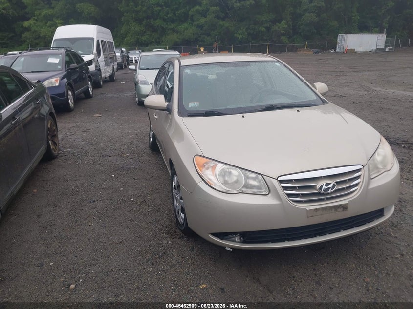 2010 Hyundai Elantra VIN KMHDU4AD3AU162922 IAAI salvage auction — NORMAL WEAR, Clear (Massachusetts), sold $450 on 2026-07-21 (photo 1)