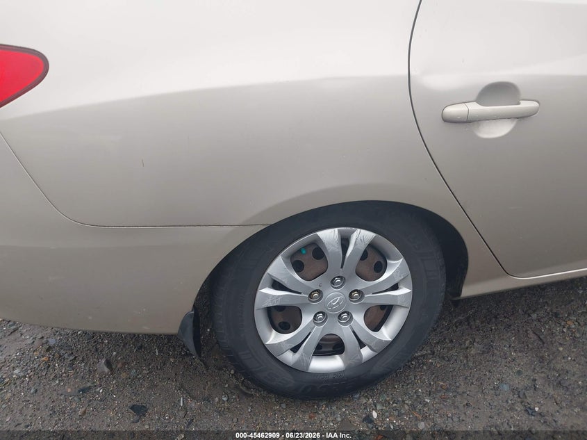 2010 Hyundai Elantra VIN KMHDU4AD3AU162922 IAAI salvage auction — NORMAL WEAR, Clear (Massachusetts), sold $450 on 2026-07-21 (photo 6)
