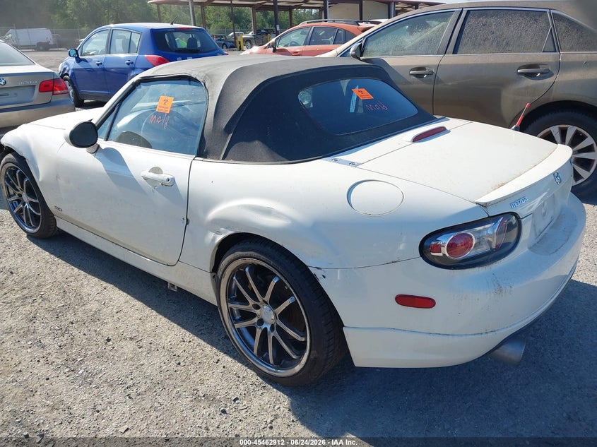 2006 Mazda Mx-5 VIN JM1NC25F860117274 IAAI salvage auction — NORMAL WEAR, Clear (Washington), sold $700 on 2026-07-22 (photo 3)
