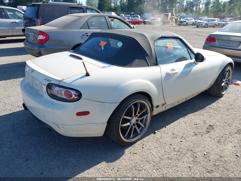 2006 Mazda Mx-5 VIN JM1NC25F860117274 IAAI salvage auction — NORMAL WEAR, Clear (Washington), sold $700 on 2026-07-22 (photo 4)