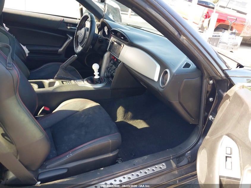 2014 Subaru Brz VIN JF1ZCAC11E9605307 IAAI salvage auction — SIDE, Salvage (California), sold $3,150 on 2026-07-05 (photo 5)