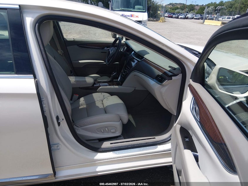2013 Cadillac Xts VIN 2G61V5S32D9199089 IAAI salvage auction — RIGHT FRONT, Salvage (North Dakota), sold $2,475 on 2026-09-02 (photo 5)