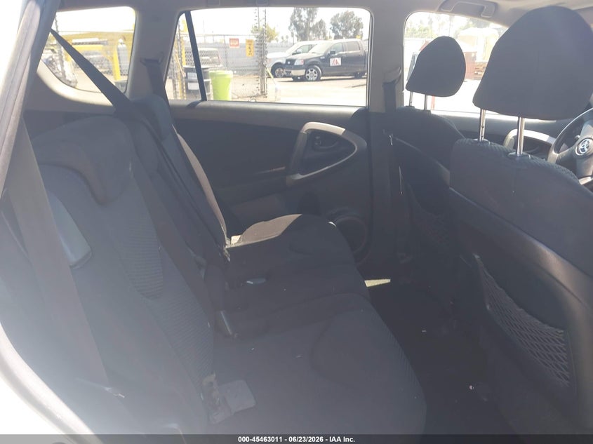 2008 Toyota Rav4 VIN JTMZD32V585094199 IAAI salvage auction — NORMAL WEAR, Salvage Title - Dealer (California), sold $1,200 on 2026-07-14 (photo 8)