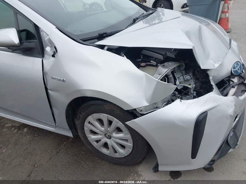 2019 Toyota Prius VIN JTDKARFU0K3084200 IAAI salvage auction — RIGHT FRONT, Salvage Title, sold $3,100 on 2026-07-29 (photo 6)