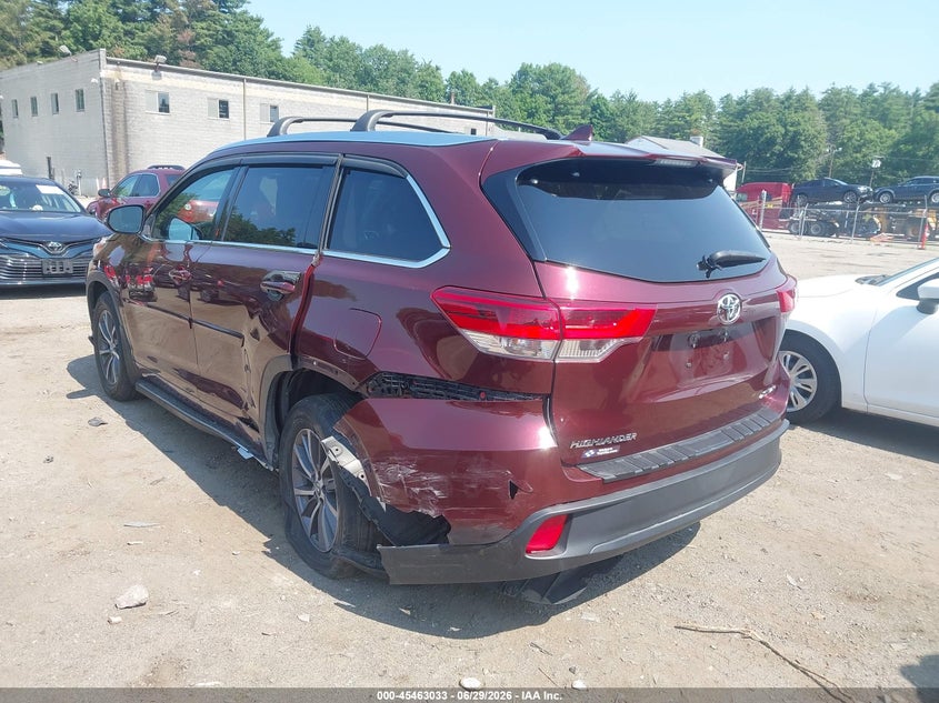 2018 Toyota Highlander VIN 5TDJZRFHXJS833802 IAAI salvage auction — LEFT SIDE, Salvage (Massachusetts), sold $7,800 on 2026-07-24 (photo 3)