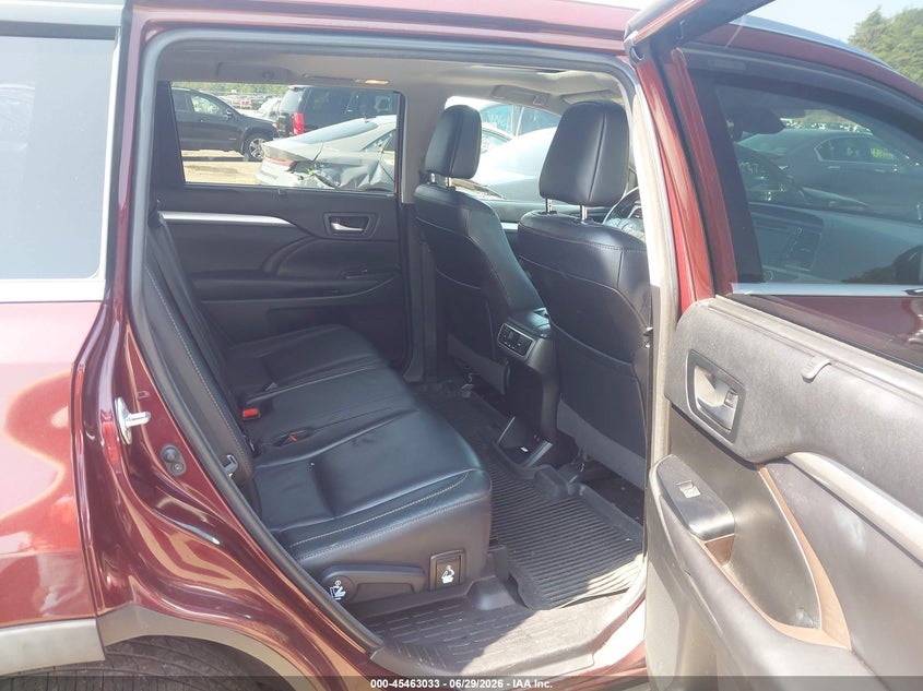 2018 Toyota Highlander VIN 5TDJZRFHXJS833802 IAAI salvage auction — LEFT SIDE, Salvage (Massachusetts), sold $7,800 on 2026-07-24 (photo 8)