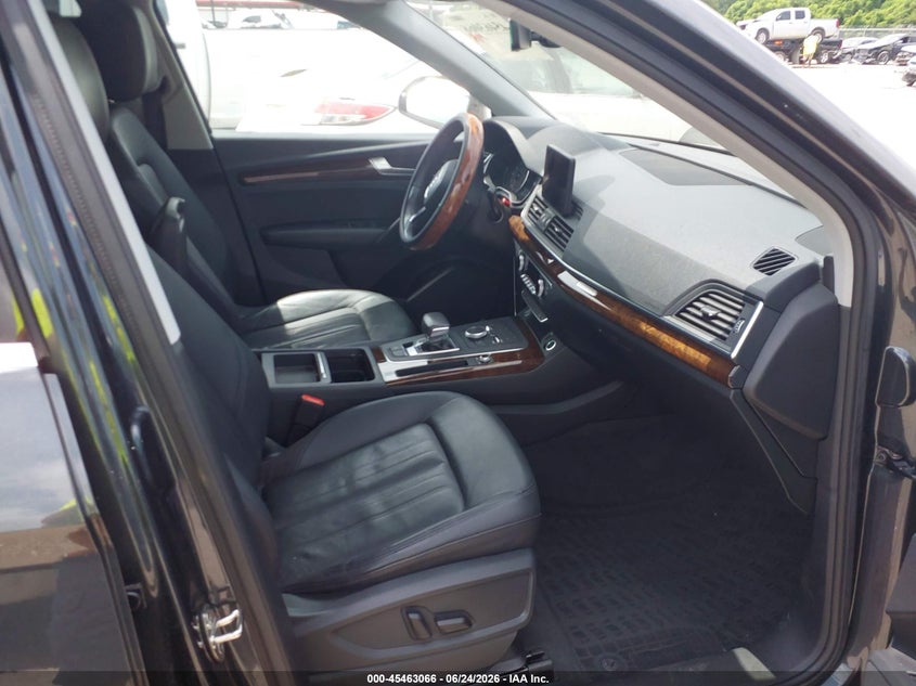 2020 Audi Q5 VIN WA1ANAFY0L2031695 IAAI salvage auction — FRONT END, Salvage Title, sold $6,200 on 2026-07-18 (photo 5)