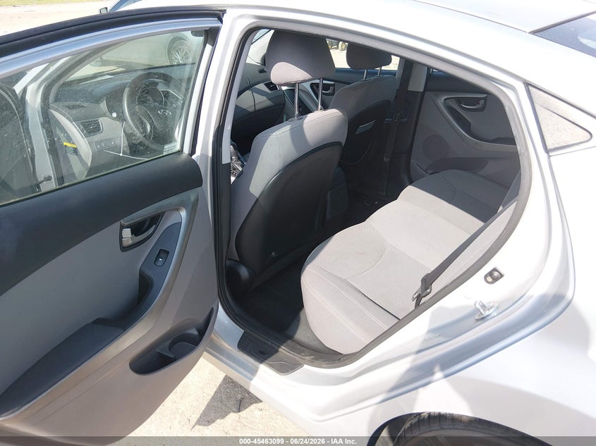 2015 Hyundai Elantra VIN KMHDH4AE1FU229523 IAAI salvage auction — WATER/FLOOD, Salvage (Texas), sold $500 on 2026-07-28 (photo 8)
