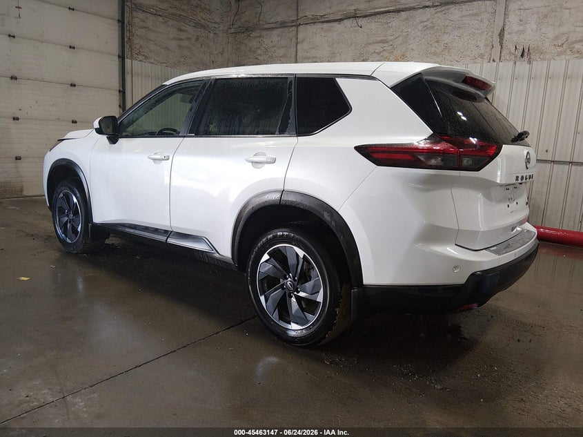 2025 Nissan Rogue VIN JN8BT3BB5SW147872 IAAI salvage auction — LEFT FRONT, Salvage Title, sold $6,100 on 2026-07-24 (photo 3)