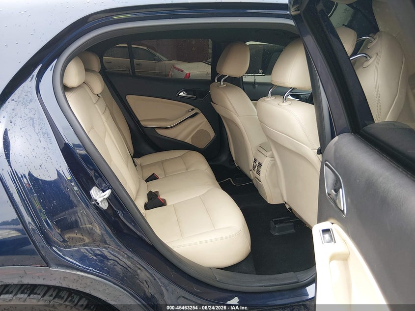 2017 Mercedes-benz Gla-class VIN WDCTG4EB8HJ339616 IAAI salvage auction — NORMAL WEAR, Repossessed (Missouri), sold $2,950 on 2026-08-13 (photo 8)
