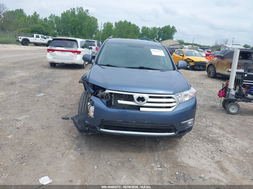 2013 Toyota Highlander VIN 5TDDK3EH0DS191689 IAAI salvage auction — FRONT END, Salvage Title, sold $5,325 on 2026-07-16 (photo 6)