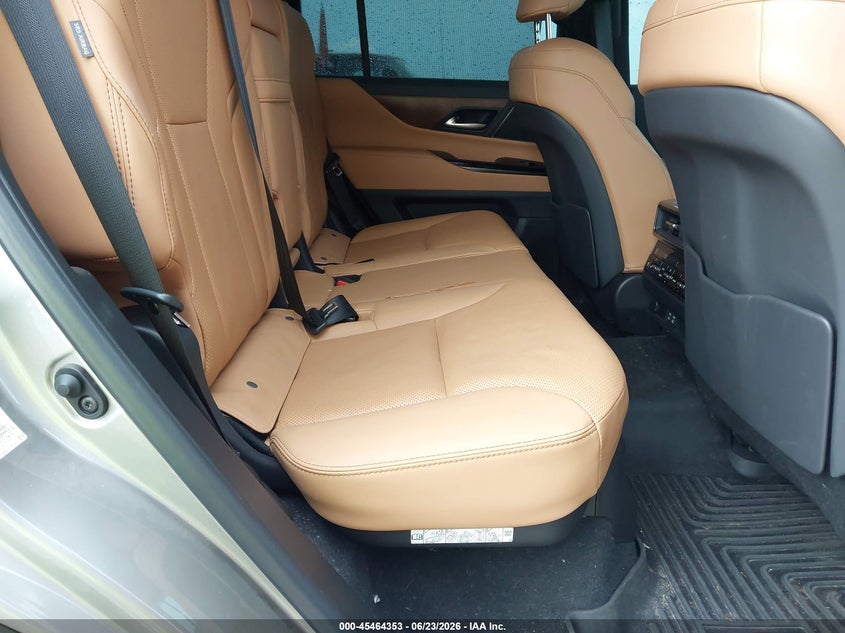 2024 Lexus VIN JTJGB7CX4R4056214 IAAI salvage auction — NORMAL WEAR, Salvage Title, sold $76,500 on 2026-07-15 (photo 8)