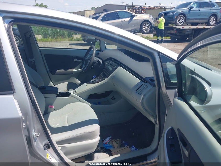 2010 Toyota Prius VIN JTDKN3DU6A0095495 IAAI salvage auction — REAR END, Clear (Michigan), sold $975 on 2026-08-02 (photo 5)