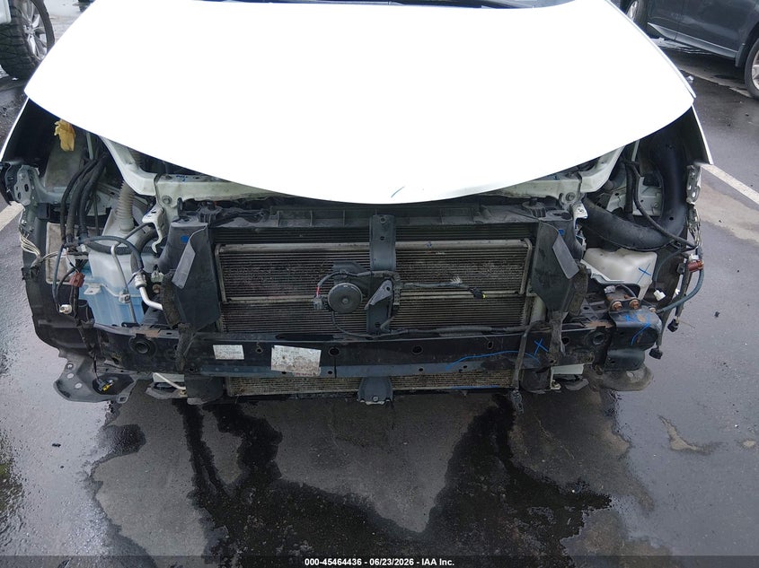 2016 Toyota Rav 4 VIN JTMRJREV6GD029681 IAAI salvage auction — FRONT END, Salvage Title, sold $5,200 on 2026-07-29 (photo 6)