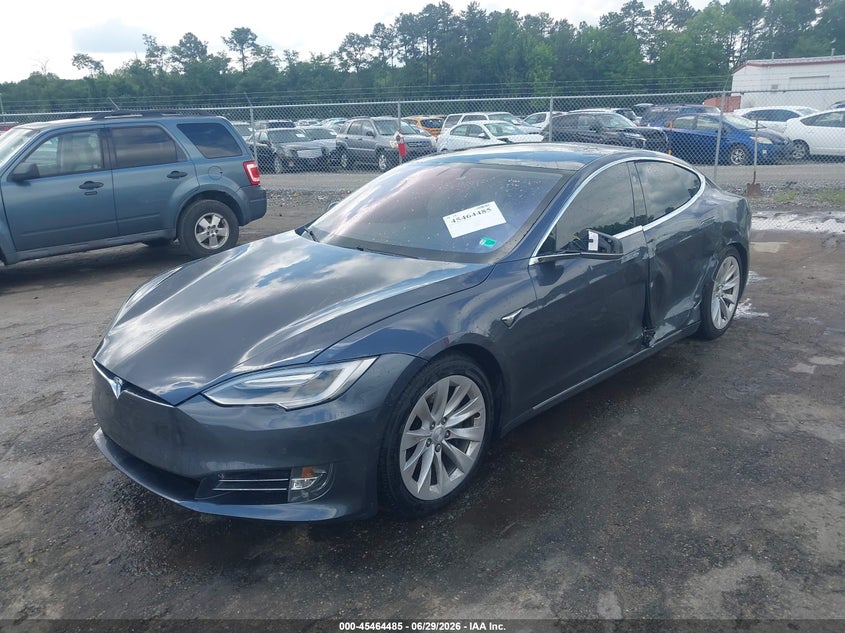 2017 Tesla Model s VIN 5YJSA1E29HF222300 IAAI salvage auction — SIDE, Salvage (Virginia), sold $8,500 on 2026-08-01 (photo 2)