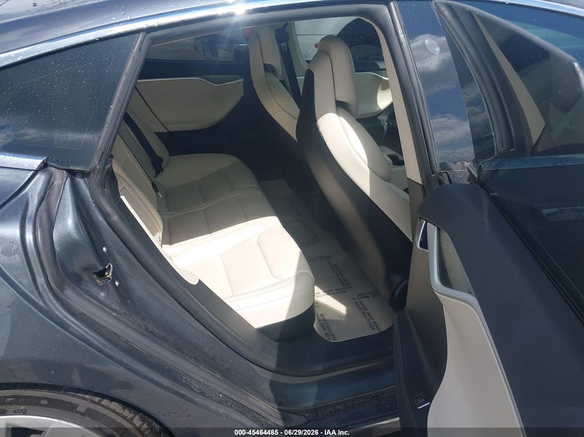 2017 Tesla Model s VIN 5YJSA1E29HF222300 IAAI salvage auction — SIDE, Salvage (Virginia), sold $8,500 on 2026-08-01 (photo 8)