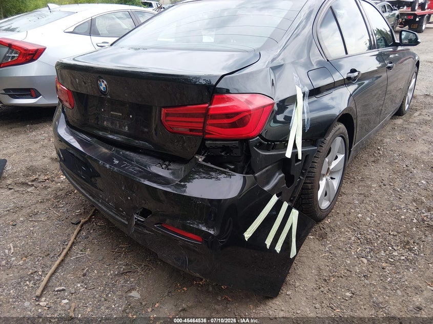2016 BMW 3er VIN WBA8E3G59GNT80425 IAAI salvage auction — FRONT & REAR, Salvage Title, sold $2,900 on 2026-08-05 (photo 6)