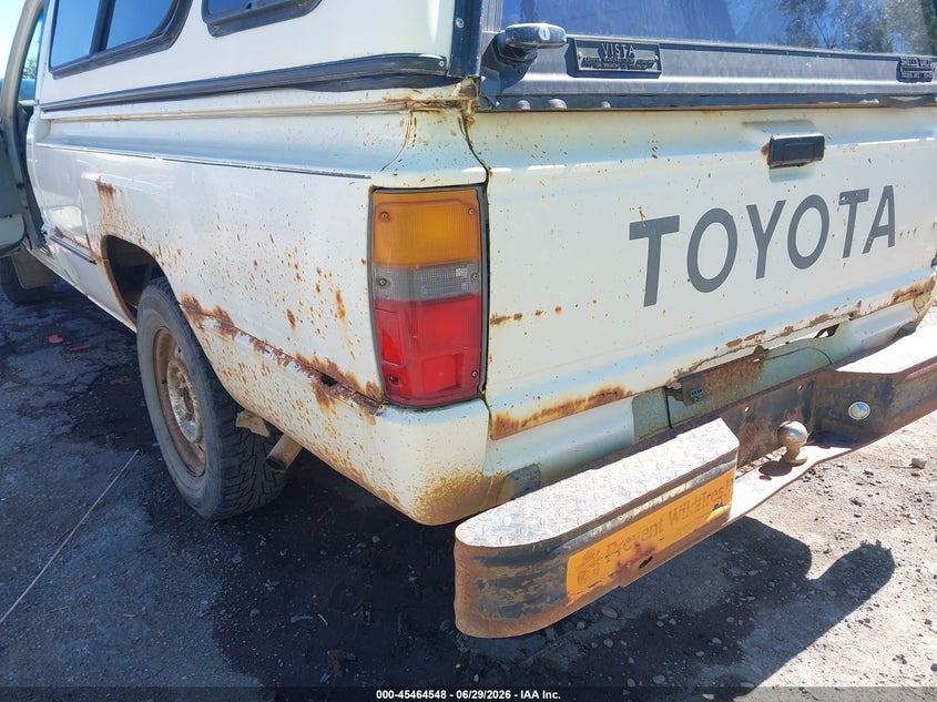 1986 Toyota Pickup VIN JT4RN55R6G0179507 IAAI salvage auction — NORMAL WEAR, Clear (New Mexico), sold $1,700 on 2026-07-06 (photo 6)