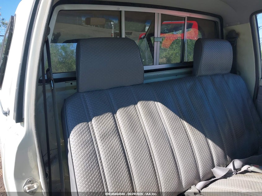 1986 Toyota Pickup VIN JT4RN55R6G0179507 IAAI salvage auction — NORMAL WEAR, Clear (New Mexico), sold $1,700 on 2026-07-06 (photo 8)