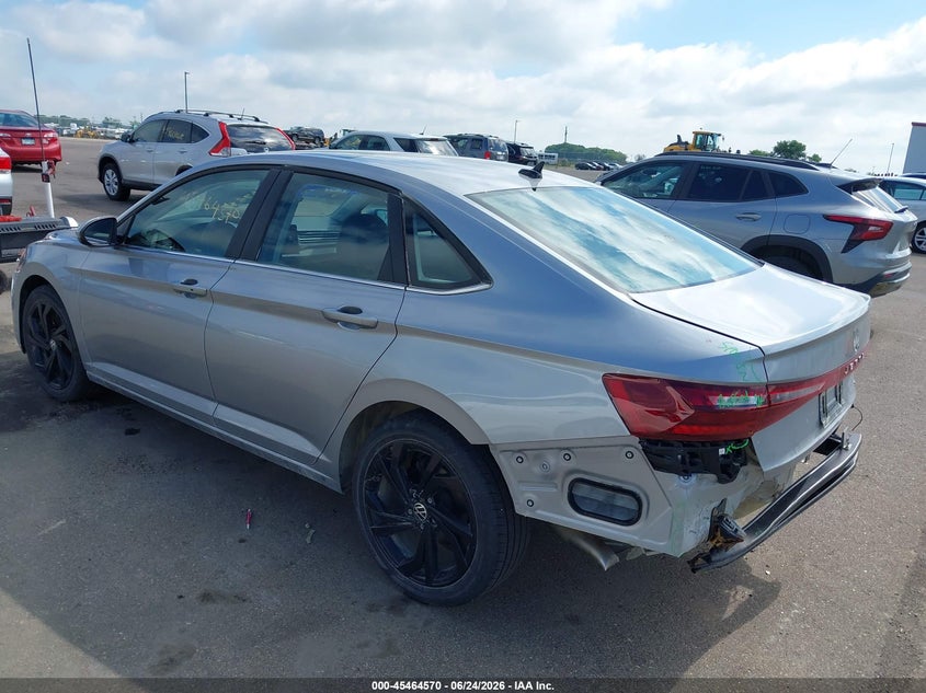 2025 Volkswagen Jetta VIN 3VW7X7BU9SM011840 IAAI salvage auction — REAR END, Salvage (Minnesota), sold $10,500 on 2026-08-24 (photo 3)