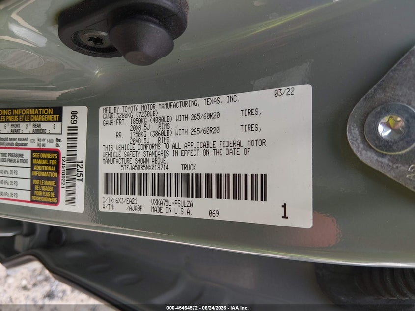 2022 Toyota Tundra VIN 5TFJA5DB5NX018714 IAAI salvage auction — FRONT END, Salvage Title, sold $14,300 on 2026-08-01 (photo 9)