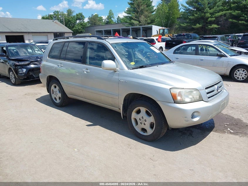 2005 Toyota Highlander VIN JTEEP21A650090536 IAAI salvage auction — NORMAL WEAR, Original (New Hampshire), sold $875 on 2026-07-29 (photo 1)