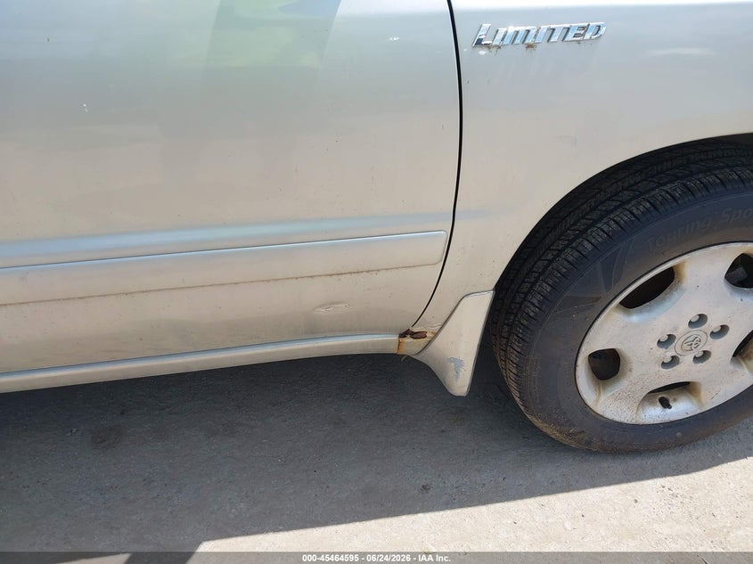 2005 Toyota Highlander VIN JTEEP21A650090536 IAAI salvage auction — NORMAL WEAR, Original (New Hampshire), sold $875 on 2026-07-29 (photo 6)