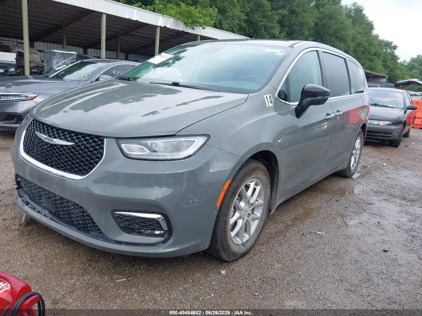 2024 Chrysler Pacifica VIN 2C4RC1BG6RR203394 IAAI salvage auction — FRONT END, Salvage (Kansas), sold $10,000 on 2026-08-19 (photo 2)