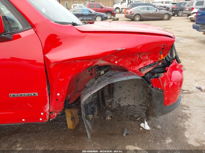 2019 Jeep Renegade VIN ZACNJABB8KPJ82855 IAAI salvage auction — SIDE, Salvage Title, sold $1,100 on 2026-08-12 (photo 6)