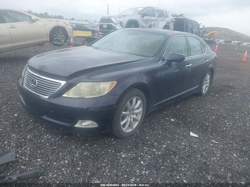 2008 Lexus Ls 460 VIN JTHBL46F485079088 IAAI salvage auction — NORMAL WEAR, Clear (Connecticut), sold $825 on 2026-07-28 (photo 2)