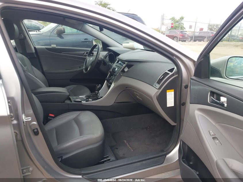 2012 Hyundai Sonata VIN KMHEC4A41CA060806 IAAI salvage auction — NORMAL WEAR, Clear (Illinois), sold $475 on 2026-07-29 (photo 5)