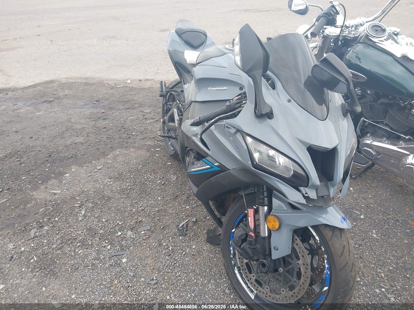 2016 Kawasaki Zx VIN JKAZXCS14GA004447 IAAI salvage auction — SIDE, Salvage (Pennsylvania), sold $3,750 on 2026-07-15 (photo 1)