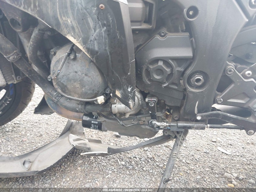 2016 Kawasaki Zx VIN JKAZXCS14GA004447 IAAI salvage auction — SIDE, Salvage (Pennsylvania), sold $3,750 on 2026-07-15 (photo 9)