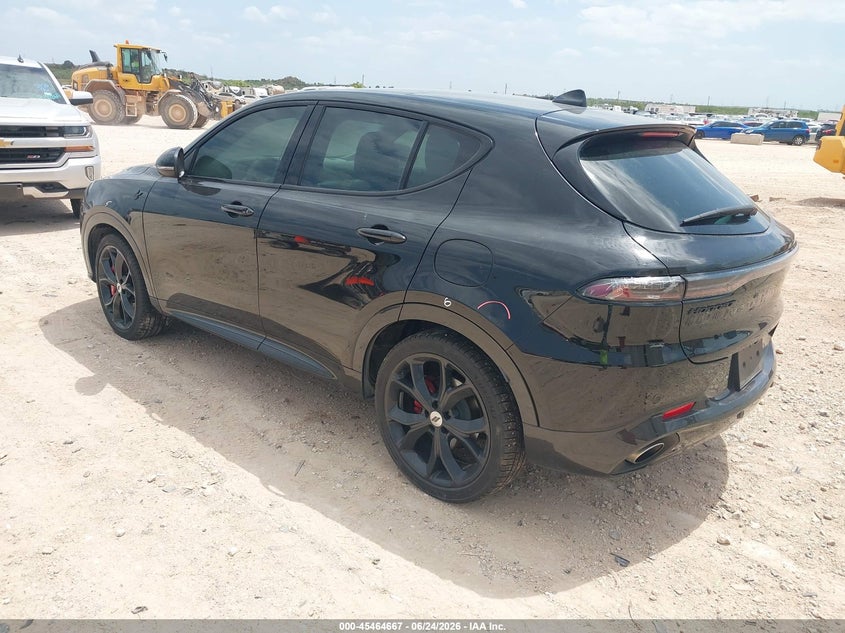 2024 Dodge Hornet VIN ZACPDFDW4R3A25034 IAAI salvage auction — INTERIOR BURN, Wait Title, sold $7,400 on 2026-08-27 (photo 3)