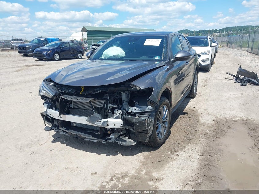 2023 Alfa romeo Stelvio VIN ZASPAKANXP7D57289 IAAI salvage auction — FRONT END, Salvage (Pennsylvania), sold $6,000 on 2026-07-14 (photo 2)