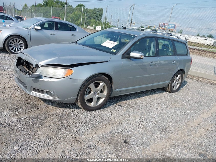 2010 Volvo V70 VIN YV1982BW9A1118311 IAAI salvage auction — FRONT END, Salvage (North Carolina), sold $850 on 2026-07-16 (photo 2)