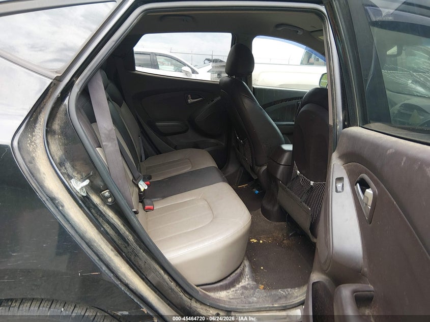2011 Hyundai Tucson VIN KM8JU3AC6BU297544 IAAI salvage auction — FRONT END, Salvage (Mississippi), sold $600 on 2026-07-17 (photo 8)