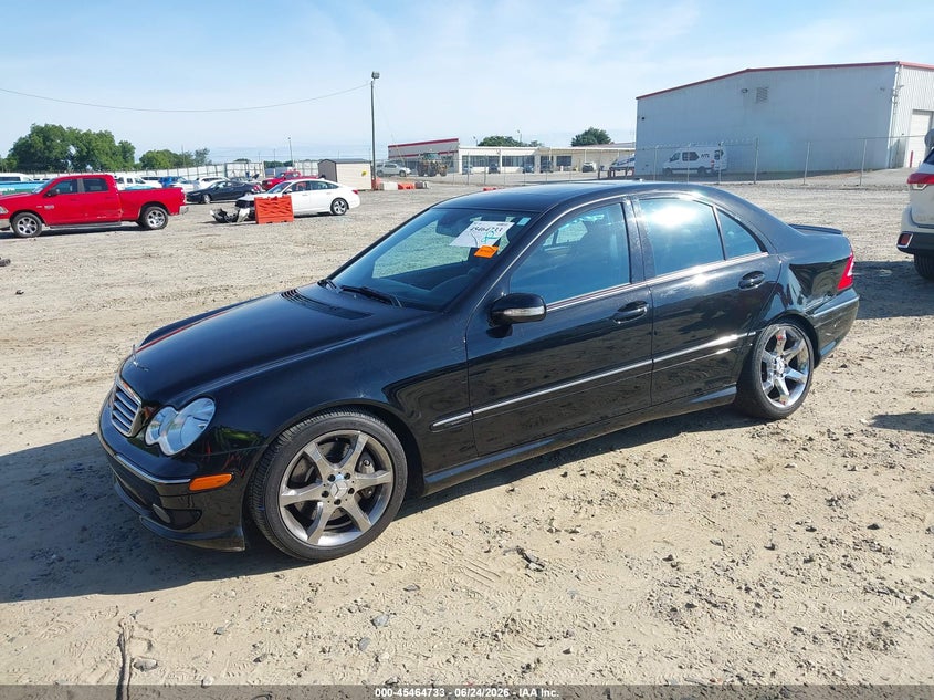 2007 Mercedes-benz C class VIN WDBRF52H67F877832 IAAI salvage auction — REAR END, Salvage (Georgia), sold $275 on 2026-07-23 (photo 2)