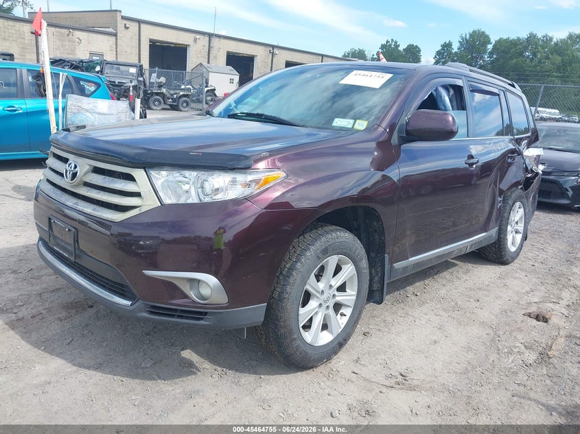 2013 Toyota Highlander VIN 5TDBK3EH7DS229071 IAAI salvage auction — LEFT & RIGHT, Salvage Title, sold $3,200 on 2026-07-23 (photo 2)