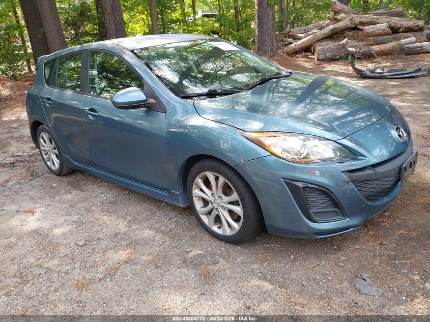 2011 Mazda 3 VIN JM1BL1K5XB1438942 IAAI salvage auction — NORMAL WEAR, Clear (Virginia), sold $450 on 2026-07-28 (photo 1)