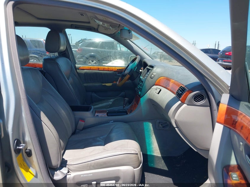 2001 Lexus Ls VIN JTHBN30F910019596 IAAI salvage auction — NORMAL WEAR, Clear - Dealer Only (California), sold $675 on 2026-07-15 (photo 5)