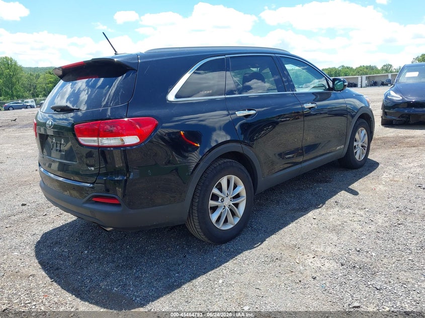 2017 Kia Sorento VIN 5XYPGDA53HG280658 IAAI salvage auction — NORMAL WEAR, Clear (New Jersey), sold $2,375 on 2026-07-30 (photo 4)