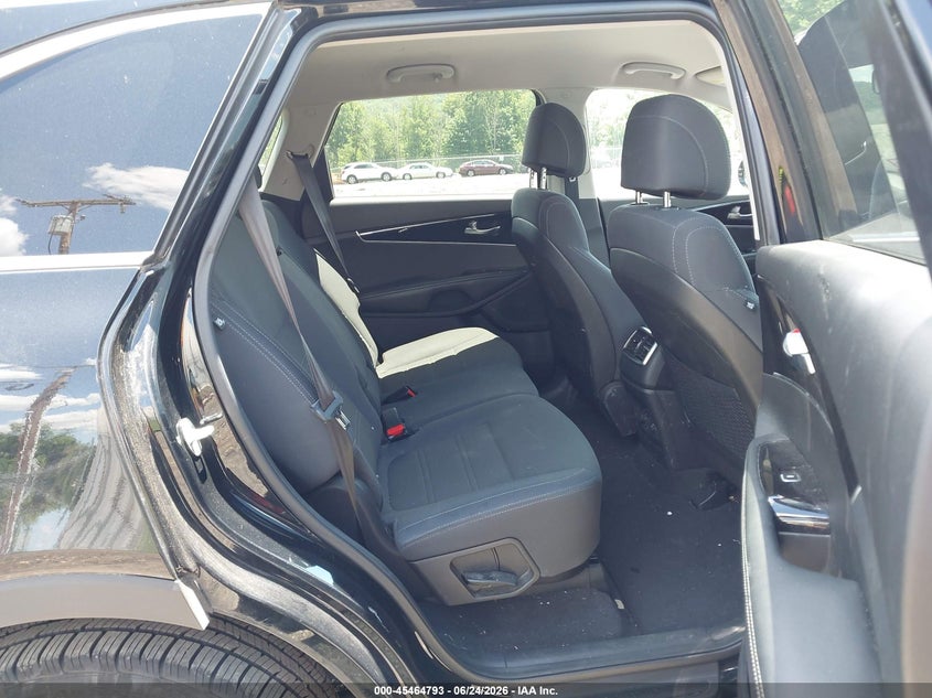 2017 Kia Sorento VIN 5XYPGDA53HG280658 IAAI salvage auction — NORMAL WEAR, Clear (New Jersey), sold $2,375 on 2026-07-30 (photo 8)