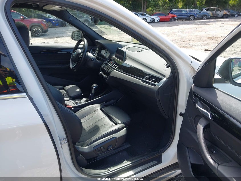 2018 BMW X1 VIN WBXHU7C36J5L07685 IAAI salvage auction — REAR END, Salvage Title, sold $4,550 on 2026-08-01 (photo 5)