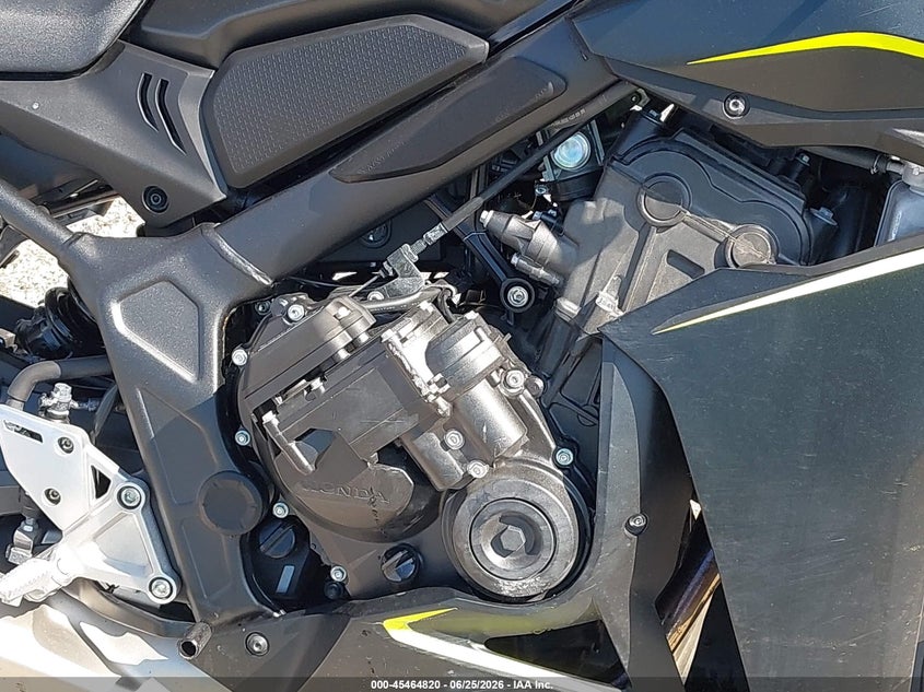2026 Honda Cbr VIN MLHRH1550T5200794 IAAI salvage auction — FRONT END, Salvage Title, sold $3,450 on 2026-07-29 (photo 8)