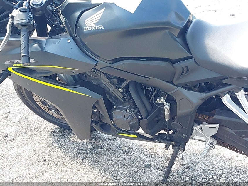 2026 Honda Cbr VIN MLHRH1550T5200794 IAAI salvage auction — FRONT END, Salvage Title, sold $3,450 on 2026-07-29 (photo 9)