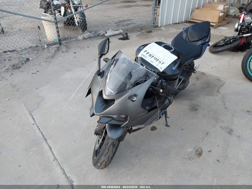 2026 Kawasaki Zx VIN JKBZXJJ19TA042378 IAAI salvage auction — FRONT END, Salvage (Texas), sold $1,550 on 2026-07-22 (photo 2)