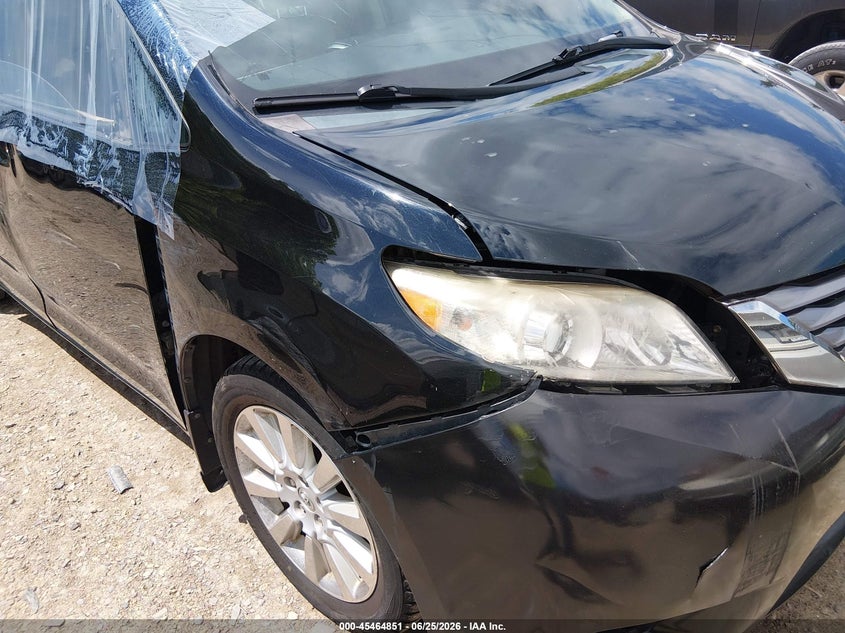 2015 Toyota Sienna VIN 5TDDK3DC5FS103907 IAAI salvage auction — RIGHT FRONT, Clear (Wisconsin), sold $1,900 on 2026-07-22 (photo 6)